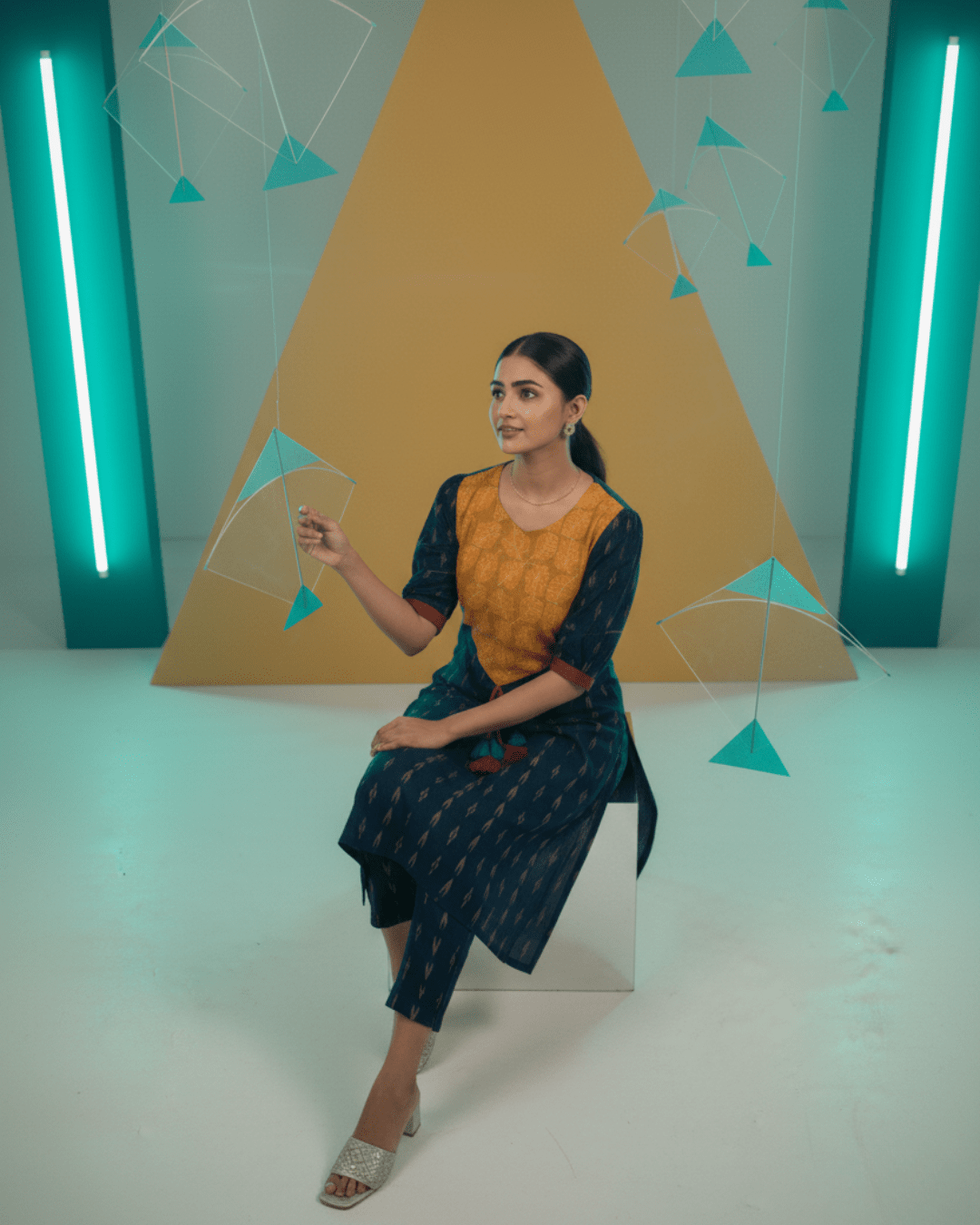 Aarohi Handwoven Sambalpuri Co - ord Kurti Set - PINDHAN