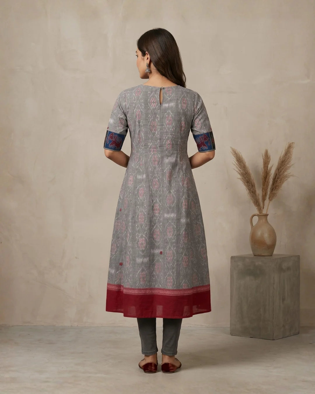 Sailarupa Grey Sambalpuri Handloom Anarkali