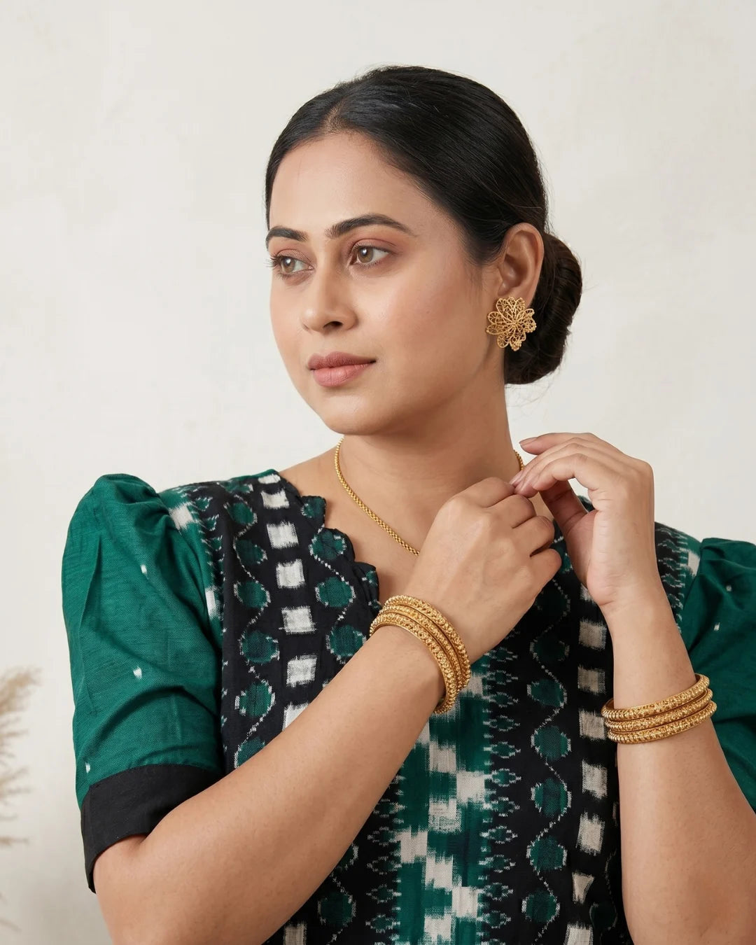 Haritika Green Sambalpuri Handloom Kurti Set