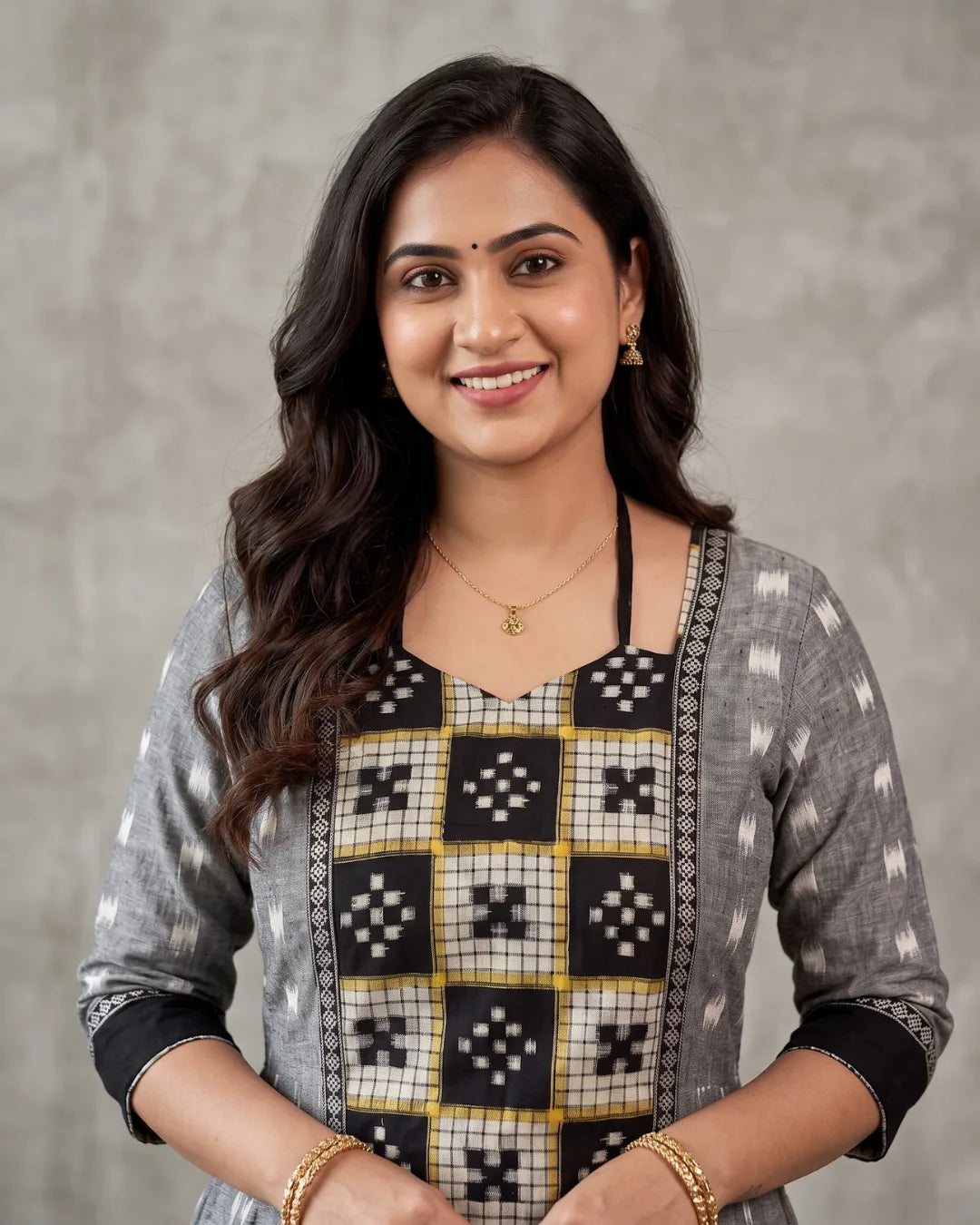 Charvi Grey & Black Sambalpuri Handloom Anarkali