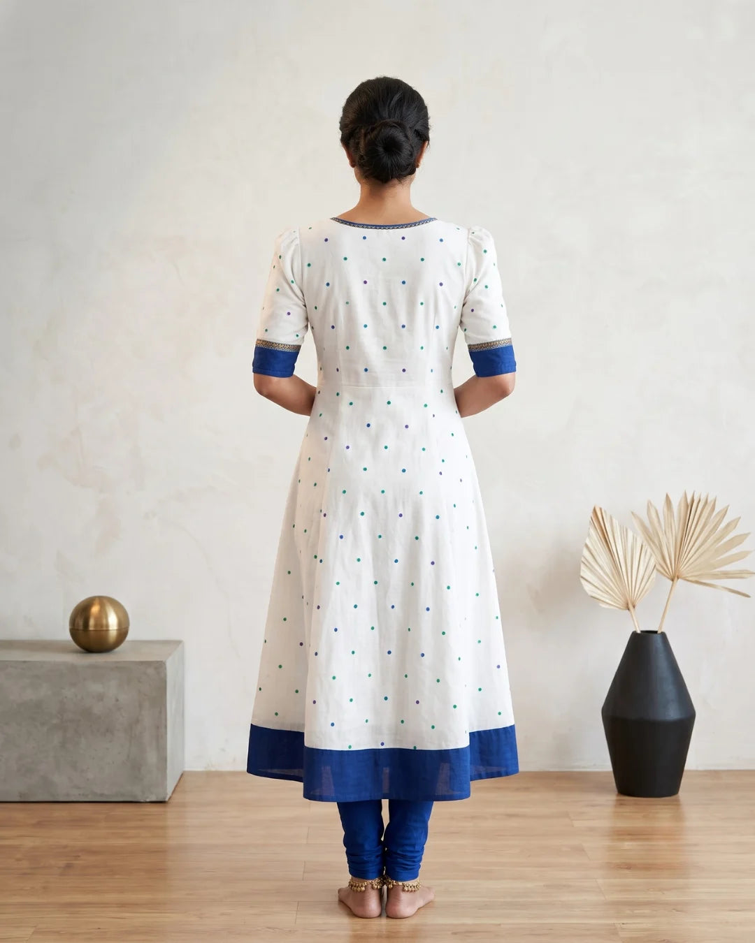 Sharada Blue & White Sambalpuri Handloom Anarkali