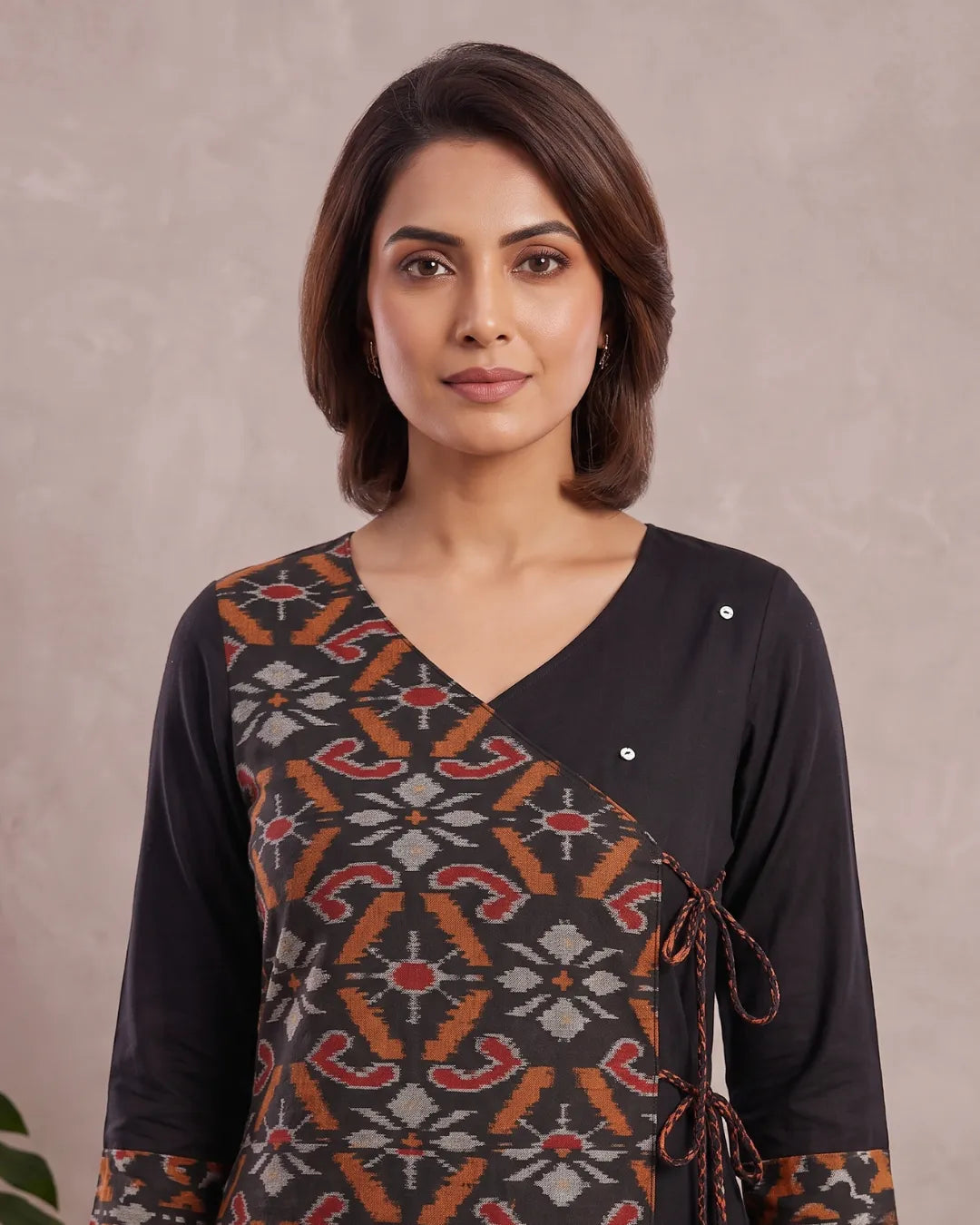 Kajal Black Sambalpuri Handloom Kurta Set
