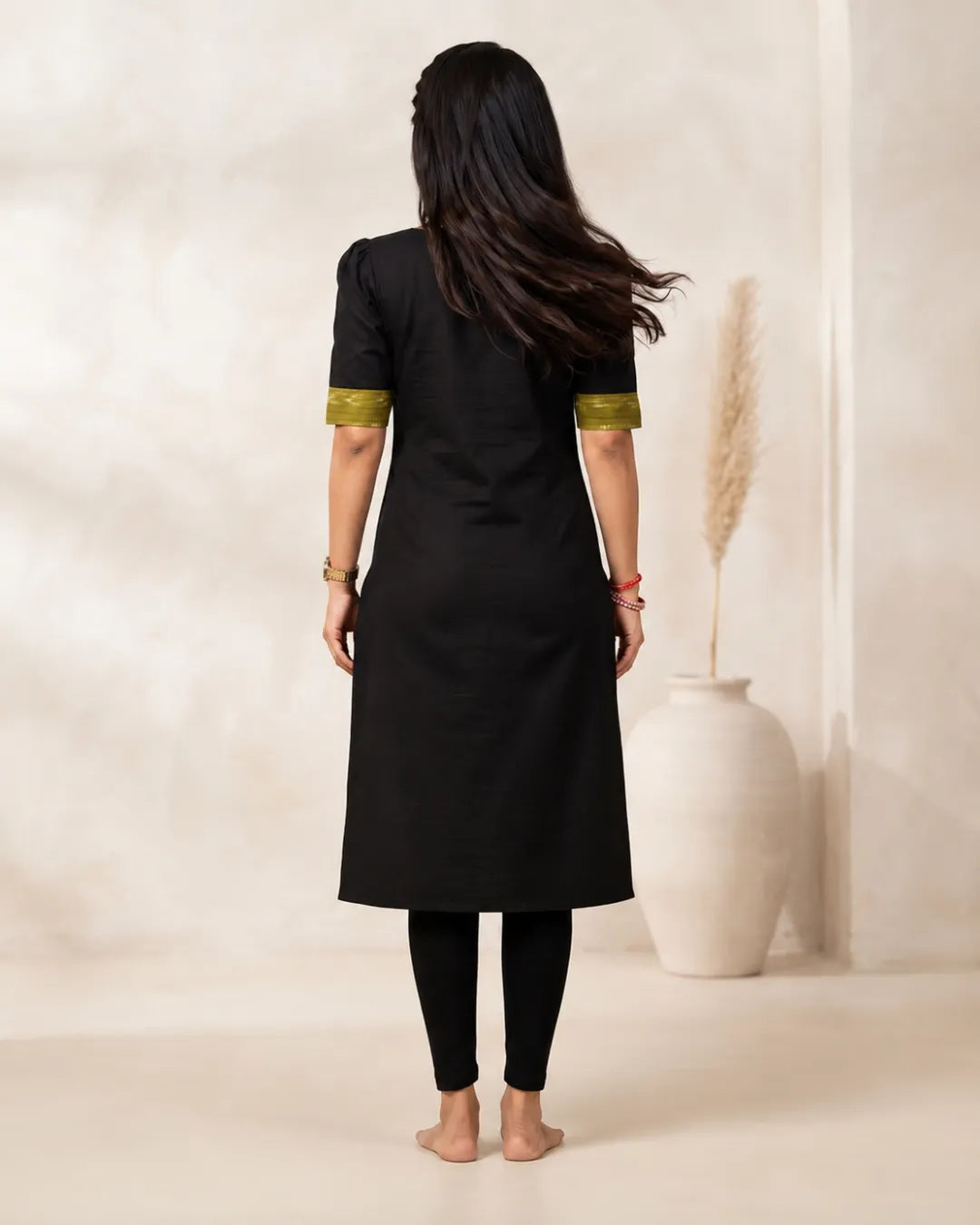 Aranya Black & Olive Green Sambalpuri Handloom Kurta Set