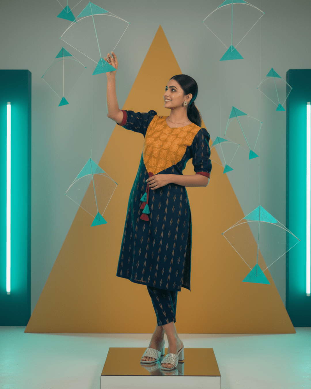 Aarohi Handwoven Sambalpuri Co - ord Kurti Set - PINDHAN