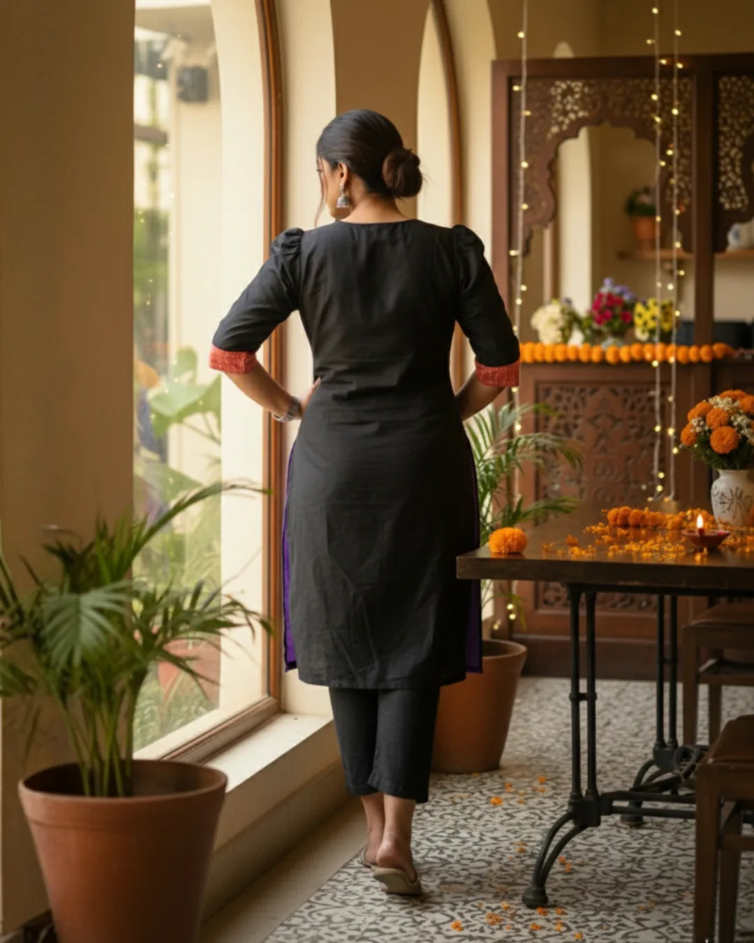 Charvi Black & Red Sambalpuri Handwoven Cotton Kurta Set