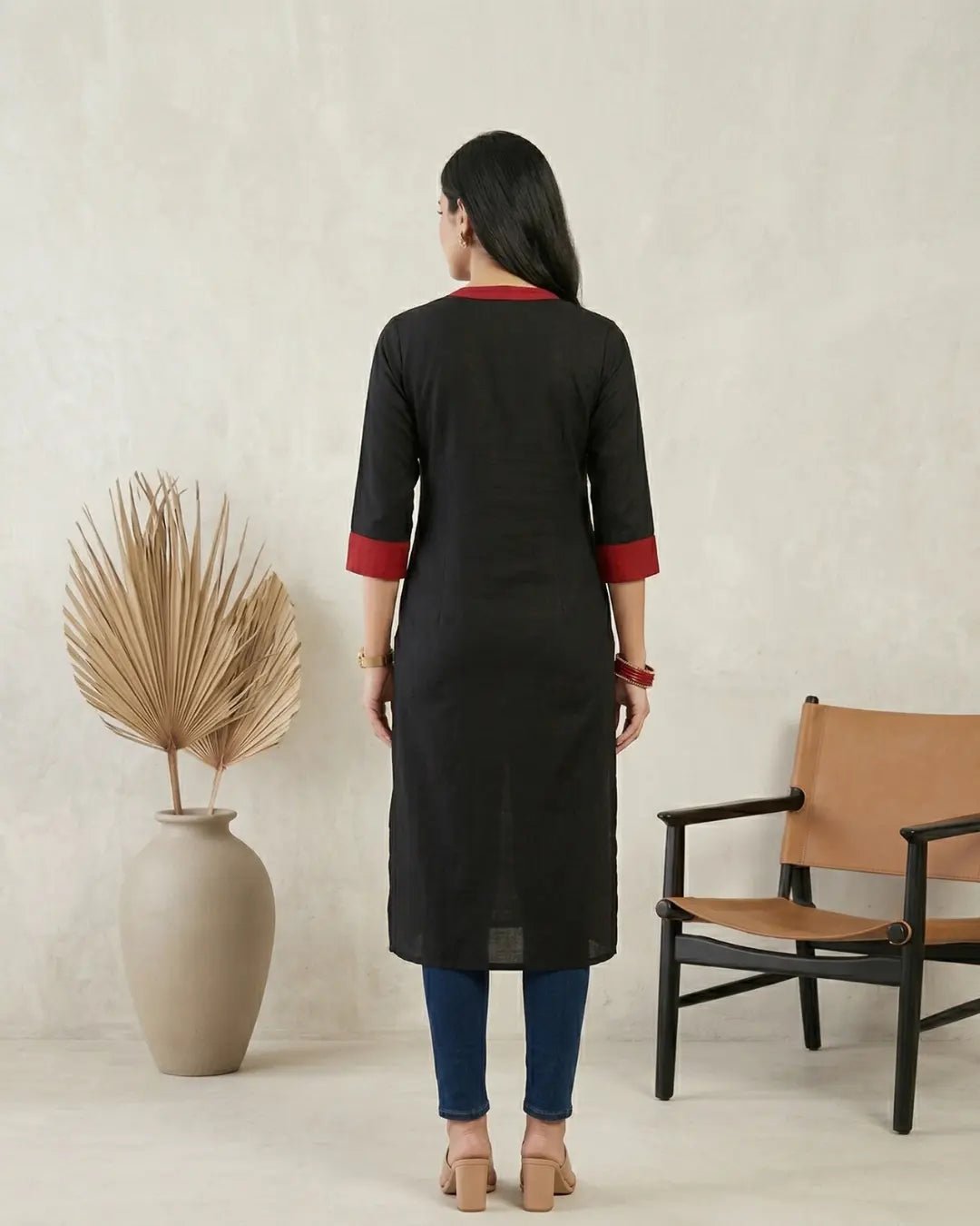Chitrakatha Black Sambalpuri Handloom Kurti - PINDHAN