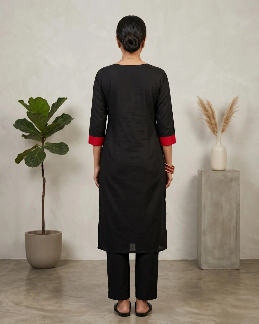 Chitralekha Black & Red Sambalpuri Handloom Kurti