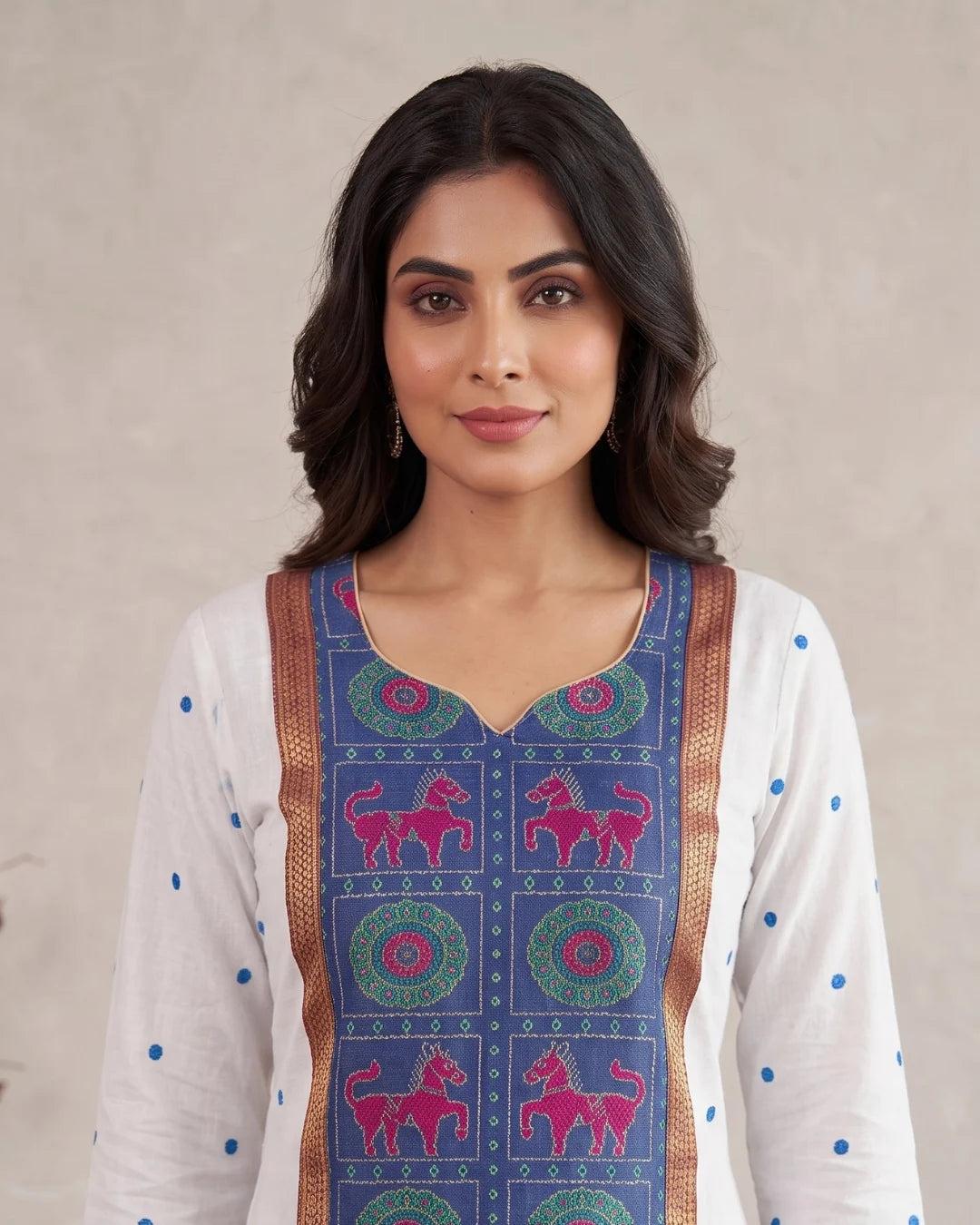 Aaradhya White & Blue Sambalpuri Handloom Kurti