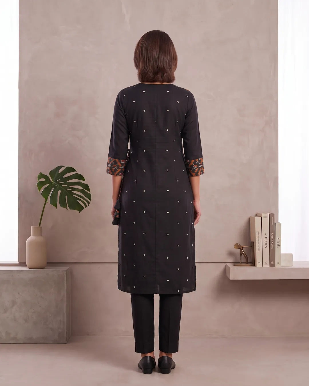 Kajal Black Sambalpuri Handloom Kurta Set